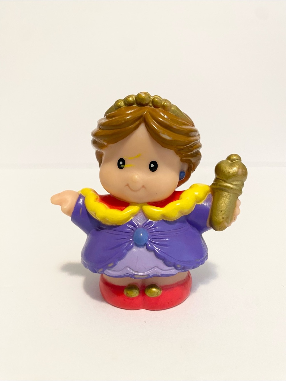 Little People Queen Figure Fisher Price Vintage 2000s Prince Toy 4/$20 🛑